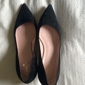 Black 1” Kate spade heels. Velvet exterior. Worn.